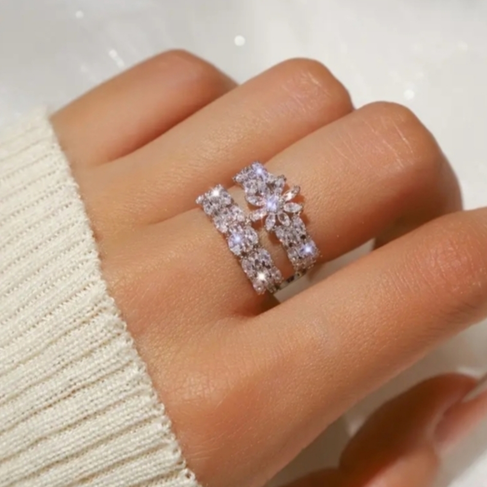 Silver Flower Ring